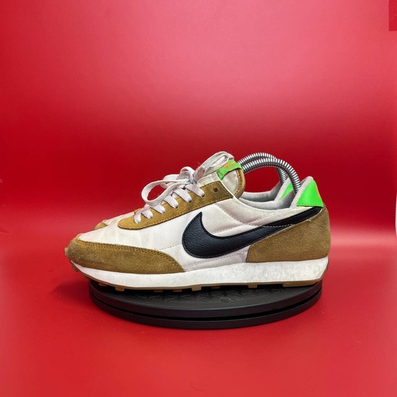 Nike Shoes - Womens Nike Daybreak "Wheat" Suede Running Shoes Size 8.5 Brown Green​